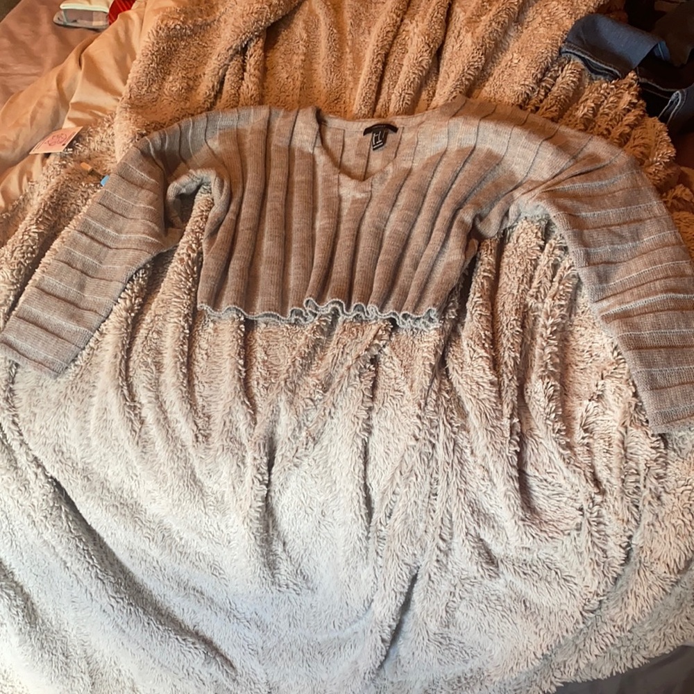 Gray sweater